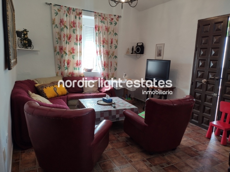 Similar properties Large country house close to Torrox 