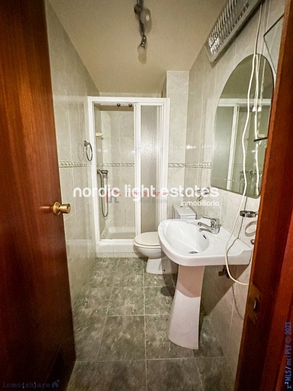4bedroomed apartment next to the hospital Civil