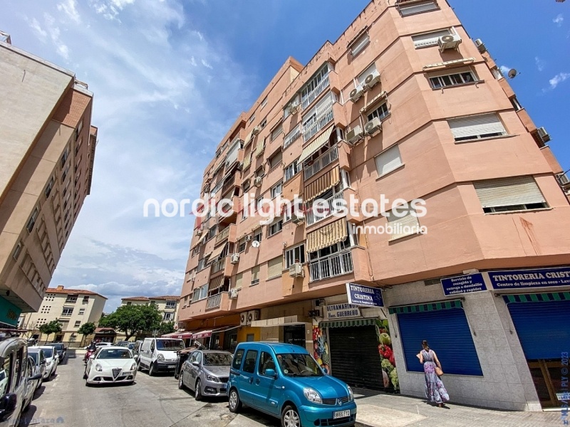 4bedroomed apartment next to the hospital Civil