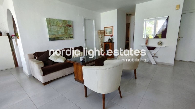 Impressive apartment in Carabeo 