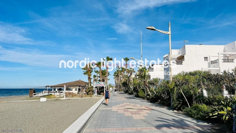 Large 3bedroomed apartment in Torrox Costa