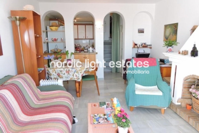 Terraced house in the urbanisation La Alambra