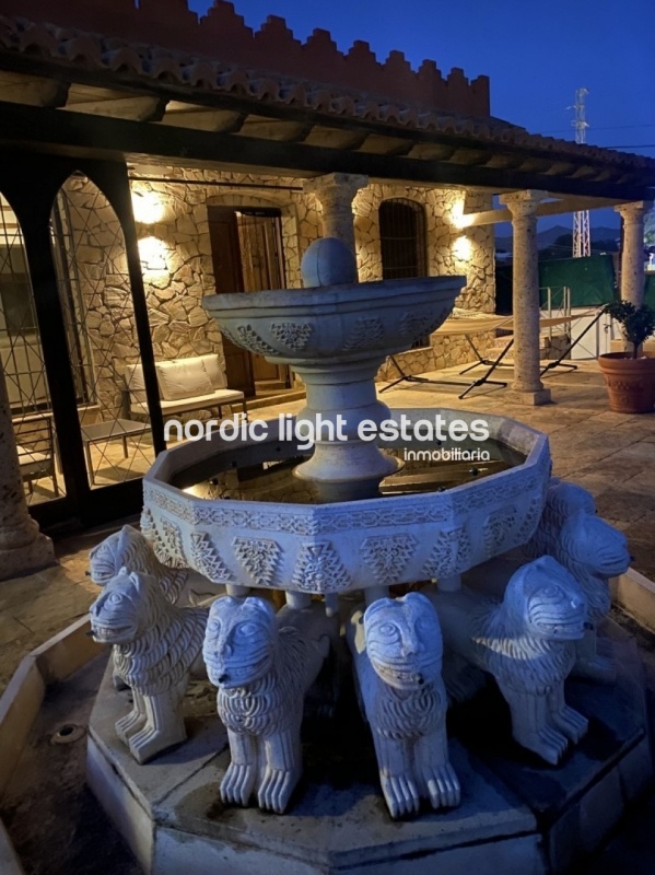 Spectacular villa very close to Nerja
