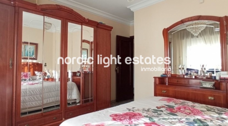 Villa with 4 bedrooms and garage 