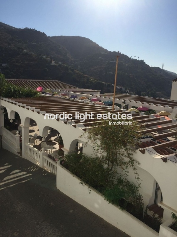¡¡¡Ganga!!! Moderno apartamento con 2 dormitorios, aire y trastero 