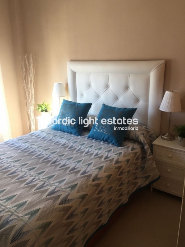 ¡¡¡Ganga!!! Moderno apartamento con 2 dormitorios, aire y trastero 