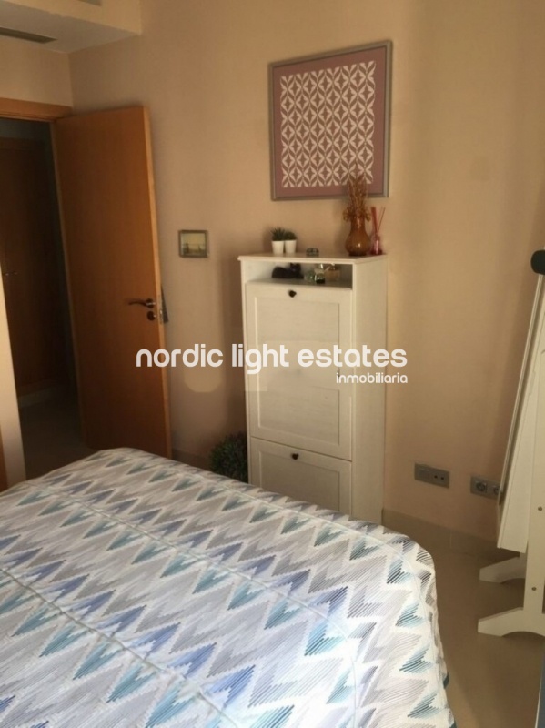 ¡¡¡Ganga!!! Moderno apartamento con 2 dormitorios, aire y trastero 