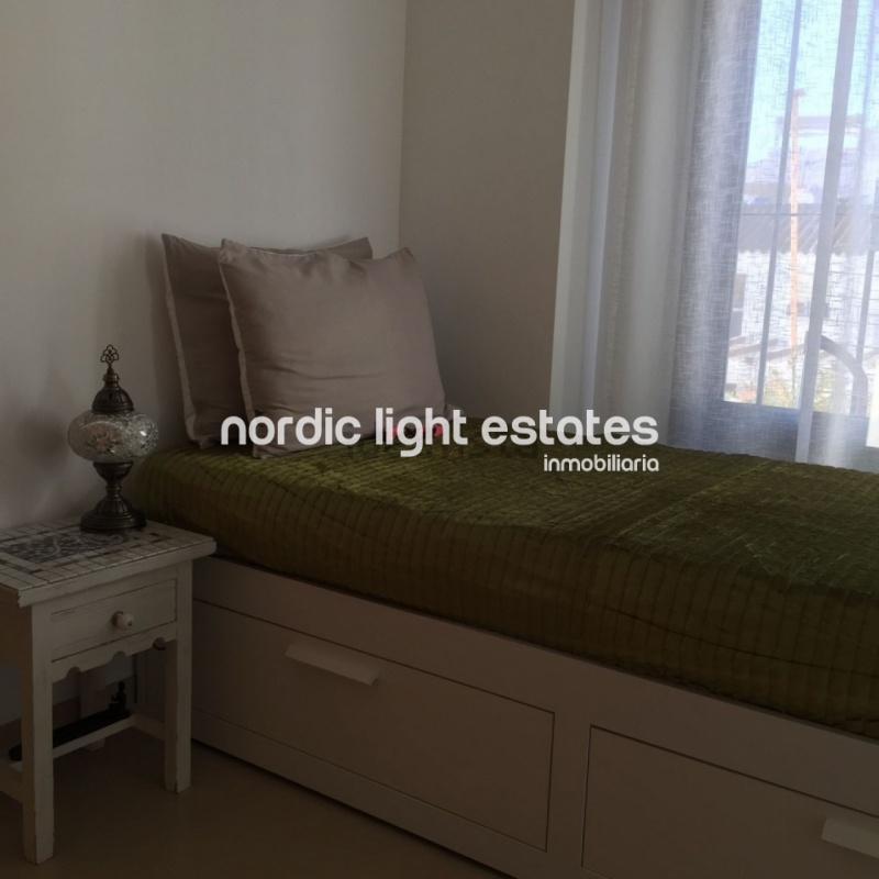 ¡¡¡Ganga!!! Moderno apartamento con 2 dormitorios, aire y trastero 