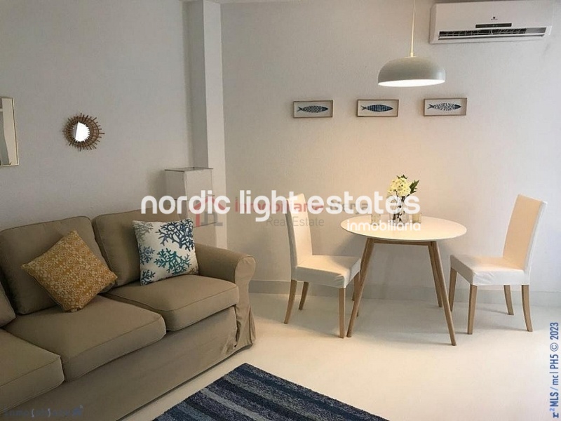 Beach front estudio in Torrecilla 