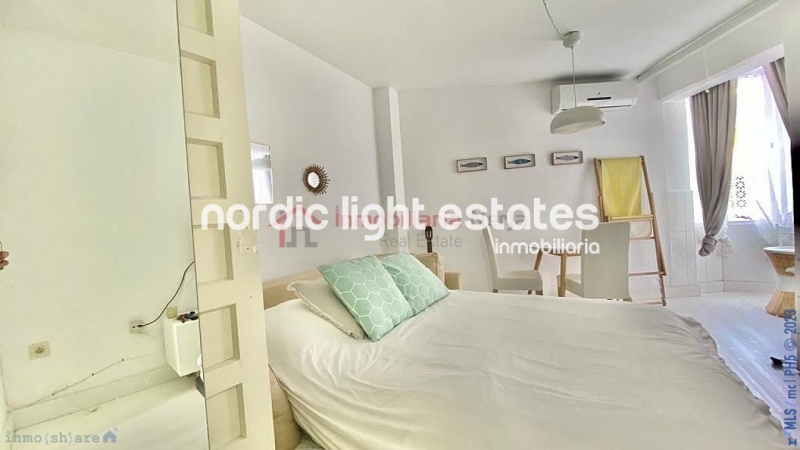 Beach front estudio in Torrecilla 