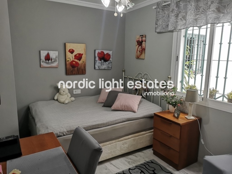 Beachfront apartment with parking space and store room