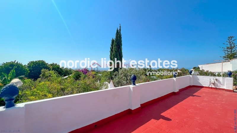 Maravillosa villa entre Nerja y Frigiliana 