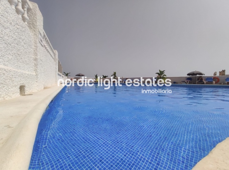 Apartment in the urbanisation Algarrobo