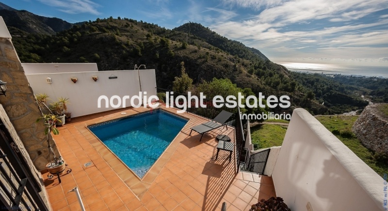 Propiedades similares Hermosa villa muy cerca de Frigiliana centro 