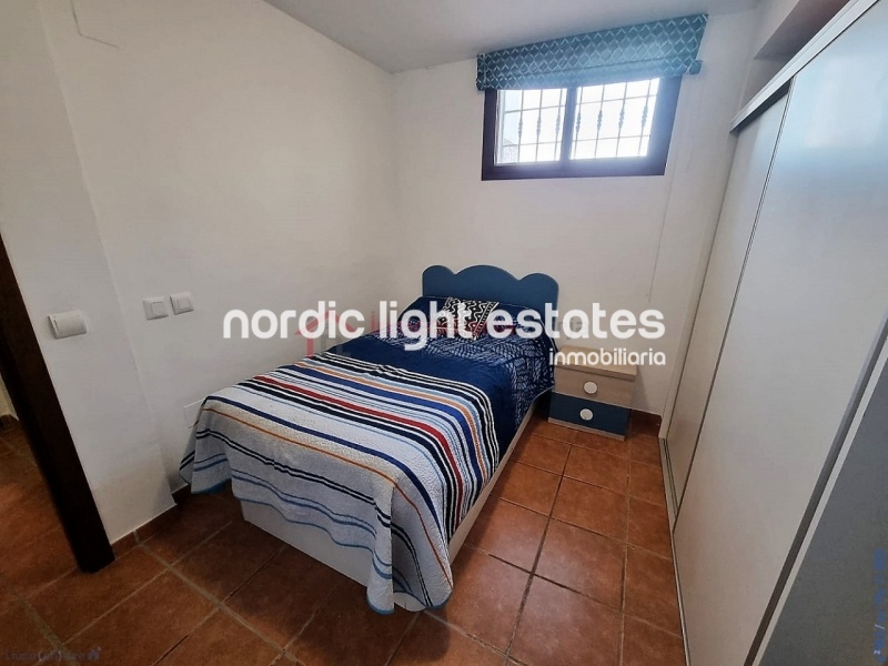 Propiedades similares Casa grande 5 dormitorios en Torrox Costa