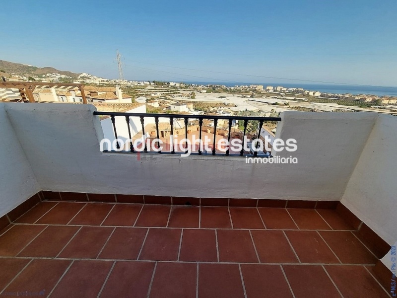 Propiedades similares Casa grande 5 dormitorios en Torrox Costa