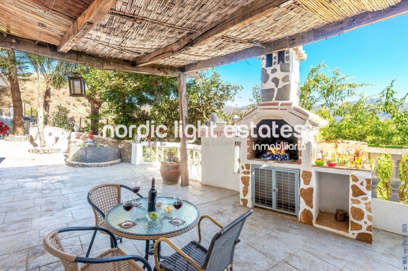 Propiedades similares 3 preciosas casas en 1 en Frigiliana