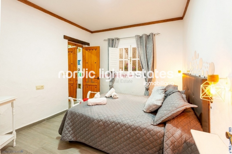 Propiedades similares 3 preciosas casas en 1 en Frigiliana