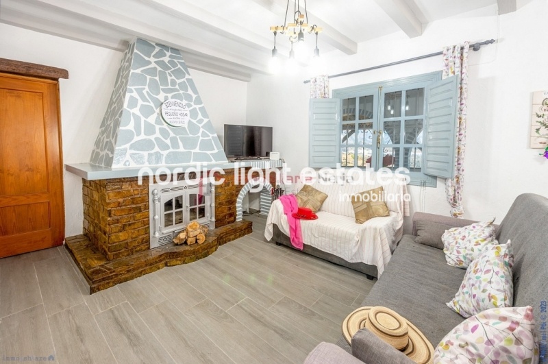Propiedades similares 3 preciosas casas en 1 en Frigiliana