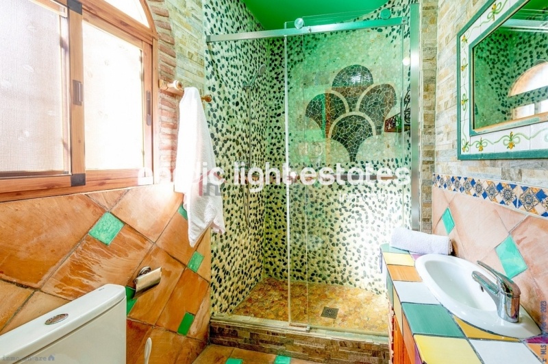 Propiedades similares 3 preciosas casas en 1 en Frigiliana