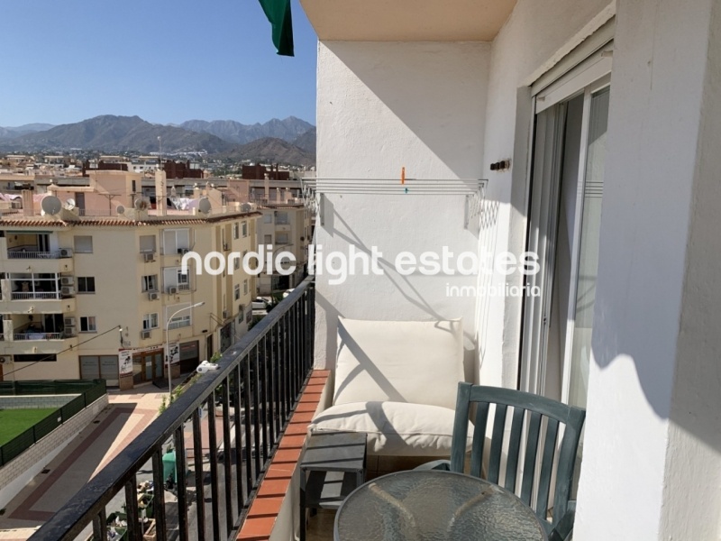 Encantador apartamento completamente renovado, junto a la playa de Torrecilla