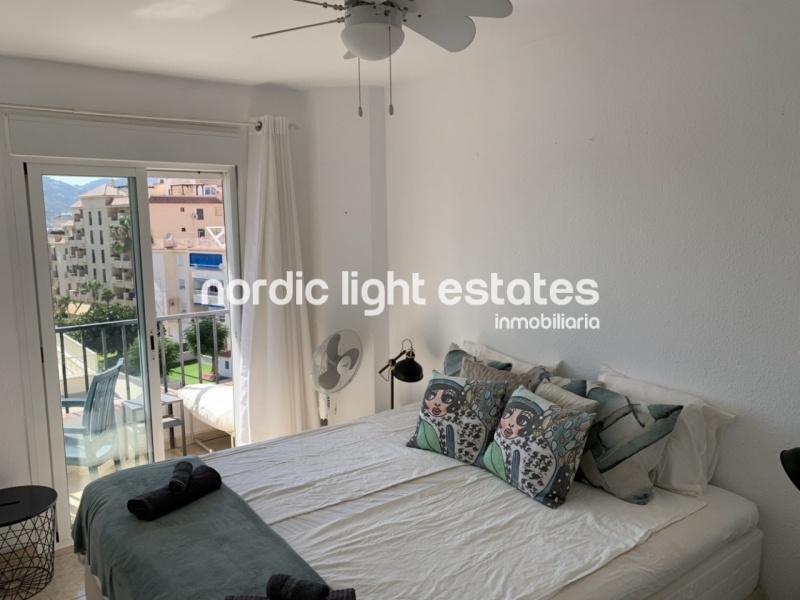 Encantador apartamento completamente renovado, junto a la playa de Torrecilla