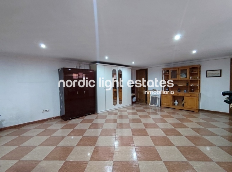 Casa muy grande en Torre del Mar
