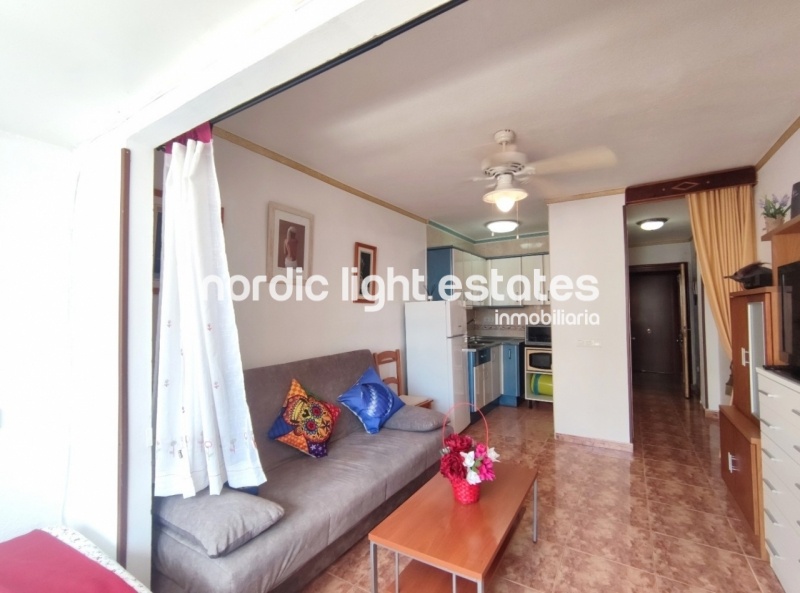Apartment Torre del Mar beds