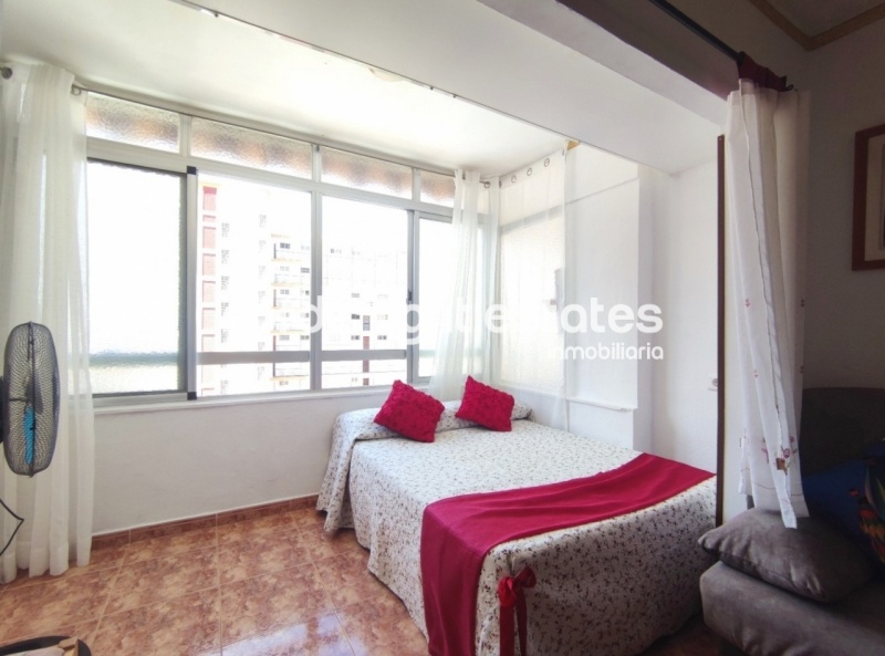 Apartment Torre del Mar beds
