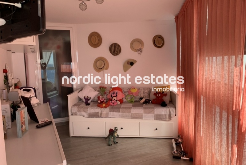 APARTMENT WITH UNBEATABLE VIEWS