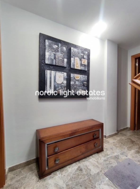 Como nuevo. Casa con parking, trastero y piscina