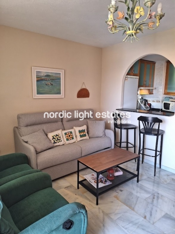Elegante apartamento amueblado ubicado en el corazón de Torrox Costa