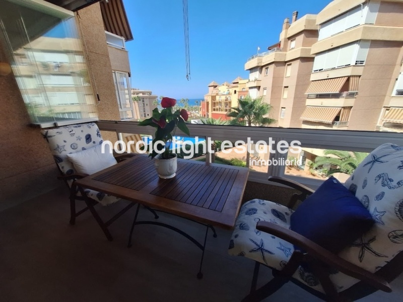 Elegante apartamento amueblado ubicado en el corazón de Torrox Costa