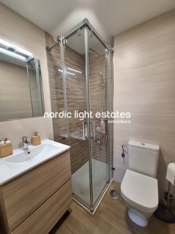 Elegante apartamento amueblado ubicado en el corazón de Torrox Costa