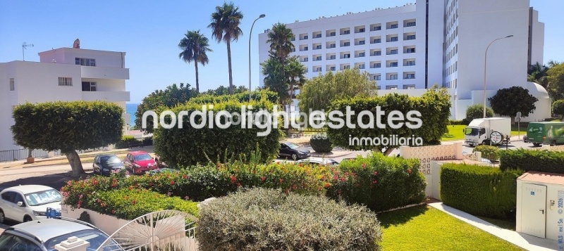 Similar properties Prime location!!!! Semi detached house Torrecilla Beach