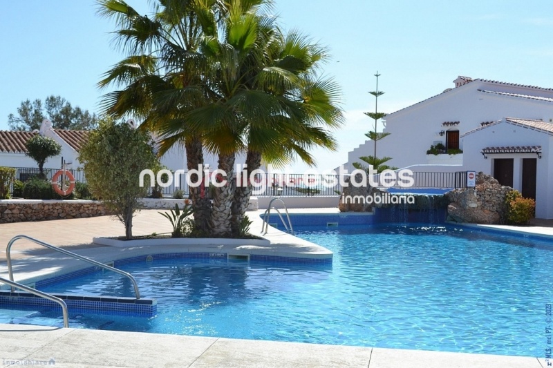 Renovated apartment with private garden 