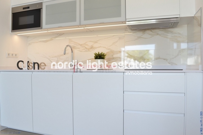 Renovated apartment with private garden 