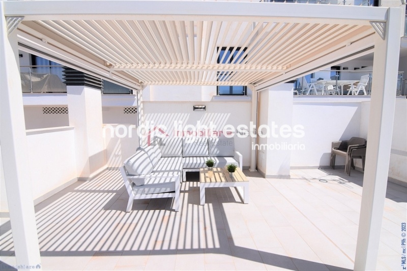 Excepcional apartamento seminuevo en Nerja