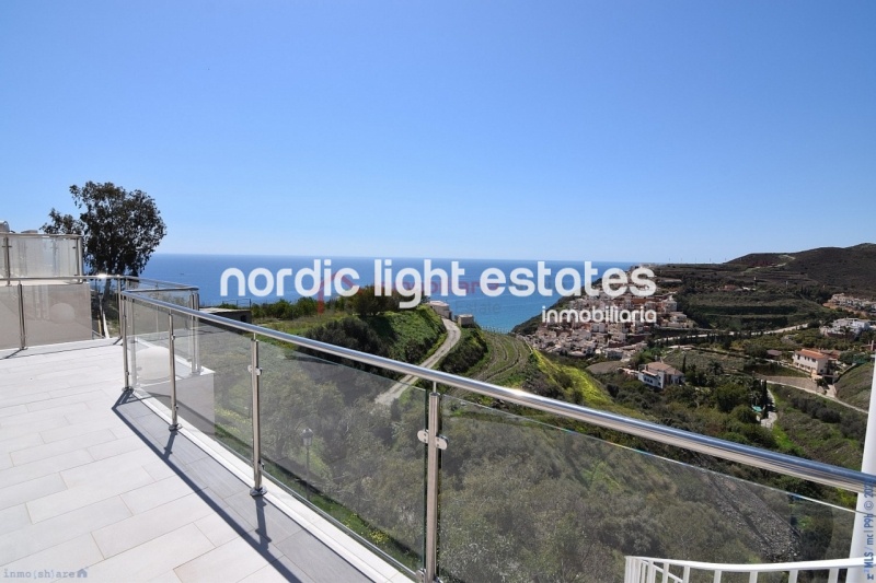Excepcional apartamento seminuevo en Nerja