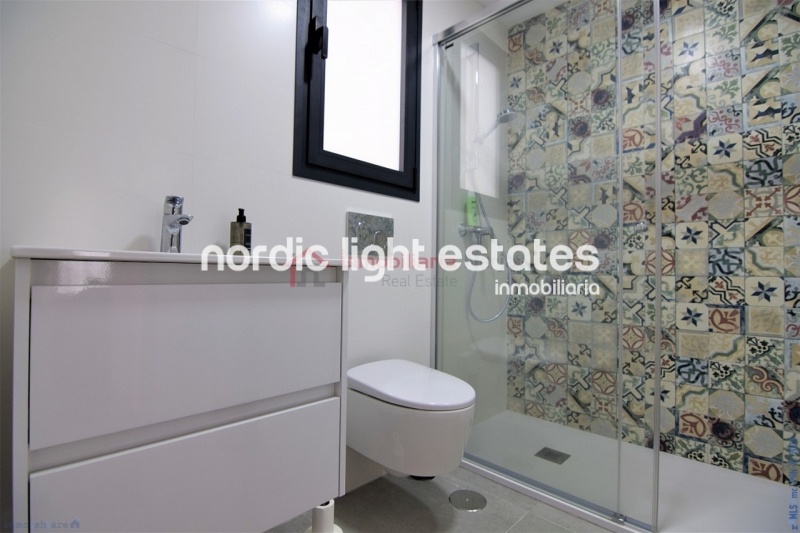 Excepcional apartamento seminuevo en Nerja