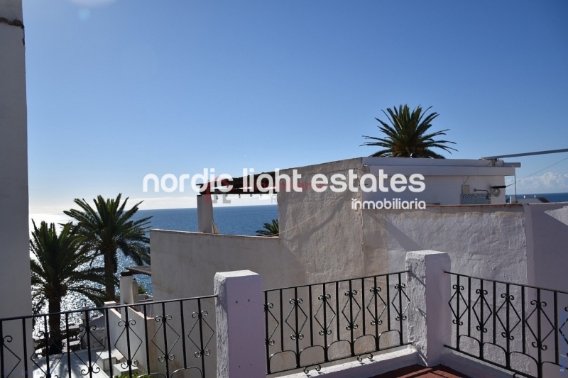 Propiedades similares Casa en el centro histórico con vistas panorámicas al mar 