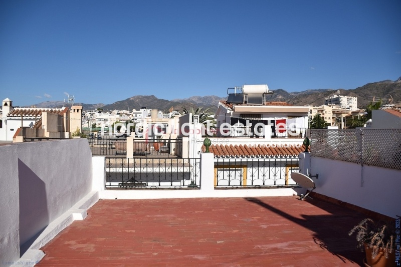 Propiedades similares Casa en el centro histórico con vistas panorámicas al mar 