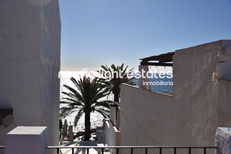 Propiedades similares Casa en el centro histórico con vistas panorámicas al mar 