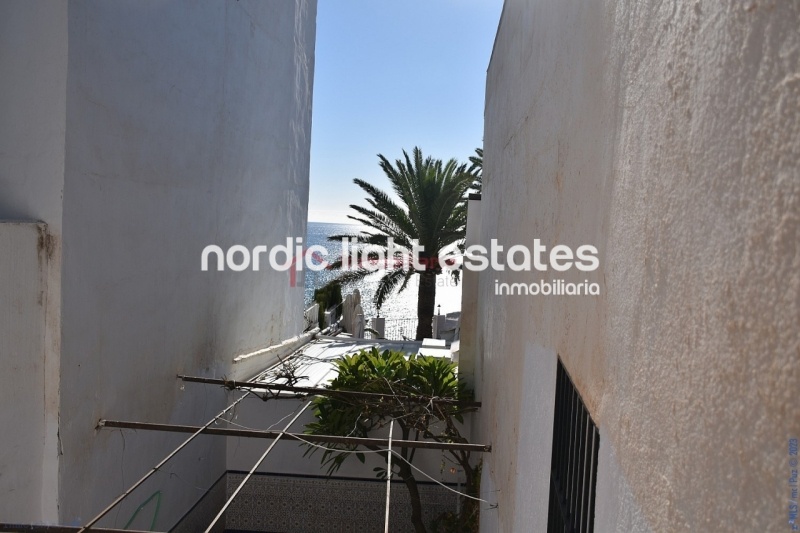Propiedades similares Casa en el centro histórico con vistas panorámicas al mar 