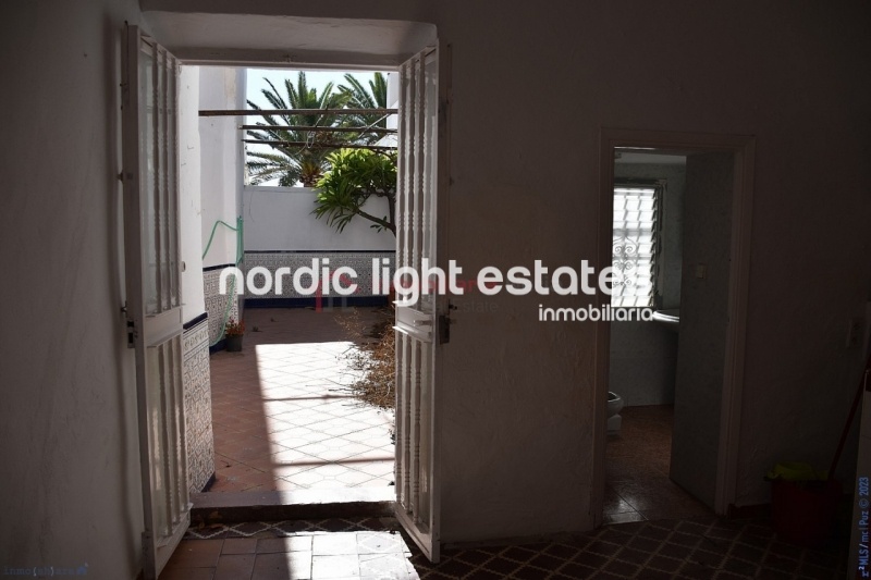 Propiedades similares Casa en el centro histórico con vistas panorámicas al mar 