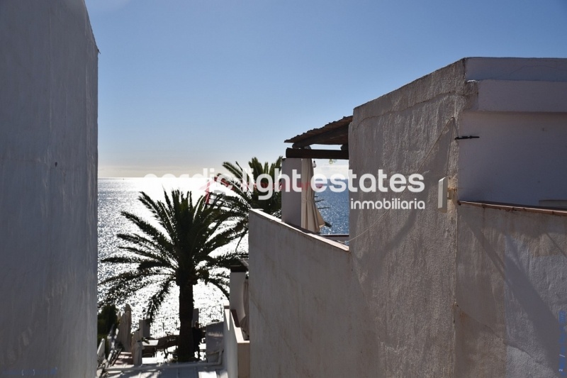 Propiedades similares Casa en el centro histórico con vistas panorámicas al mar 