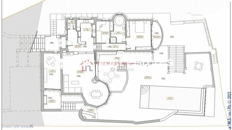 Preciosa villa con vistas impresionantes al mar