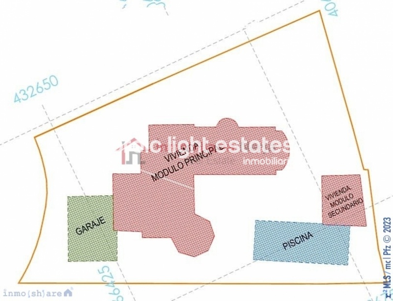 Preciosa villa con vistas impresionantes al mar