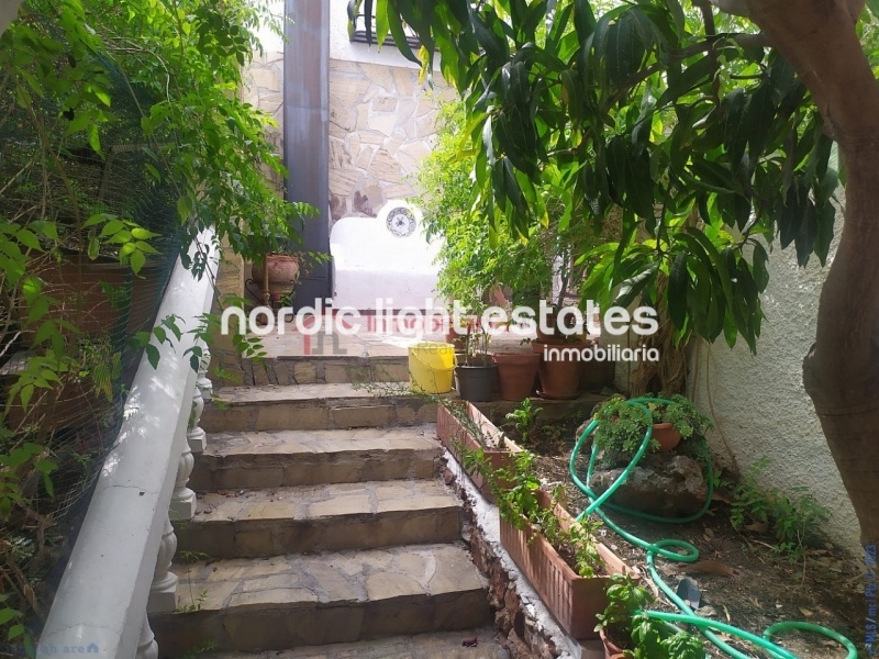 Preciosa villa con vistas impresionantes al mar