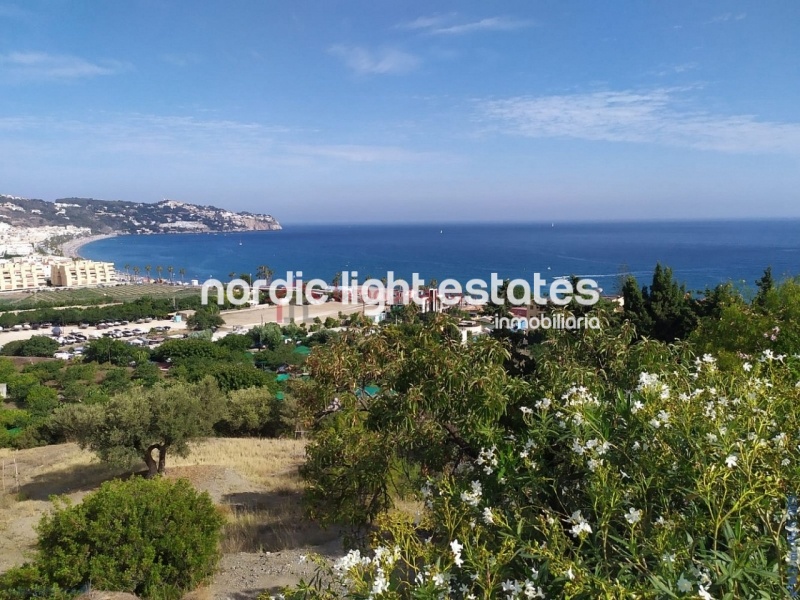 Preciosa villa con vistas impresionantes al mar